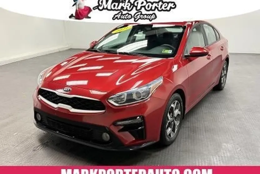 2021 Kia Forte LXS photo 1