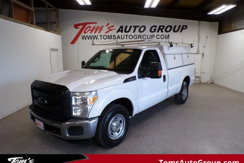 2015 Ford F-350 XL photo 1