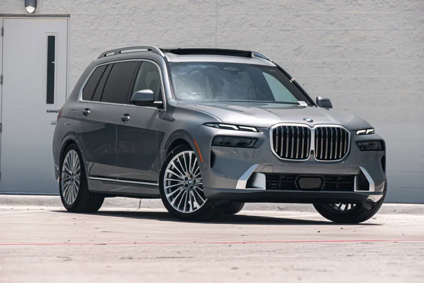 2025 Bmw X7 xDrive40i photo 1