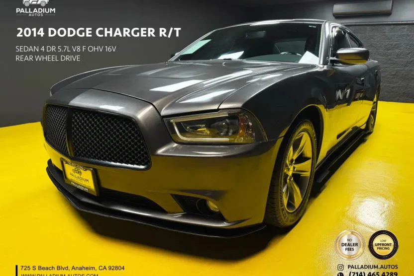 2014 Dodge Charger R/T photo 1