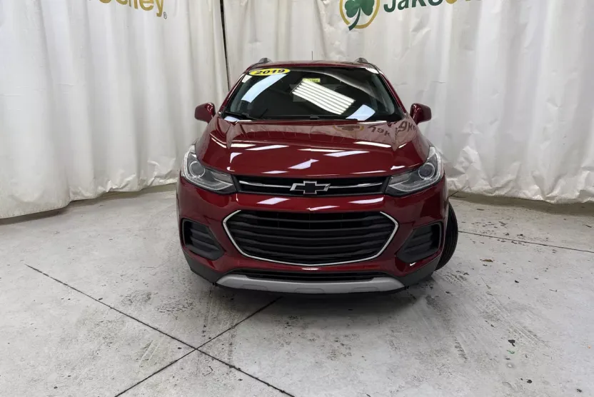 2019 Chevrolet Trax LT photo 1