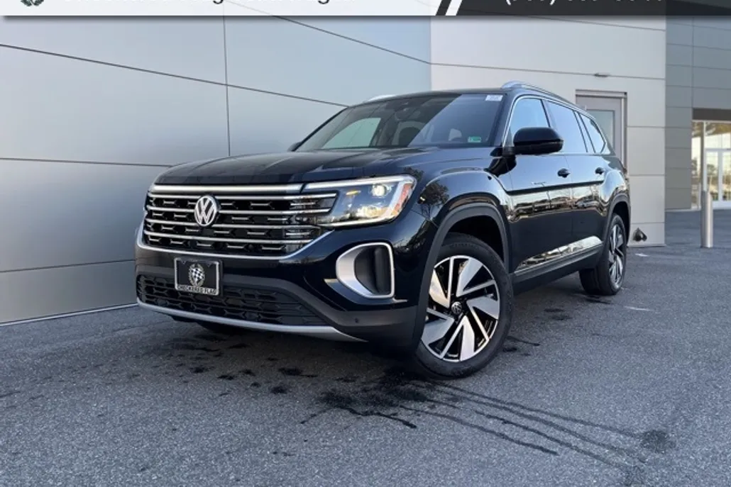 2025 Volkswagen Atlas SEL photo 1