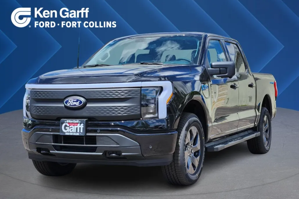2025 Ford F-150 Lightning photo 1