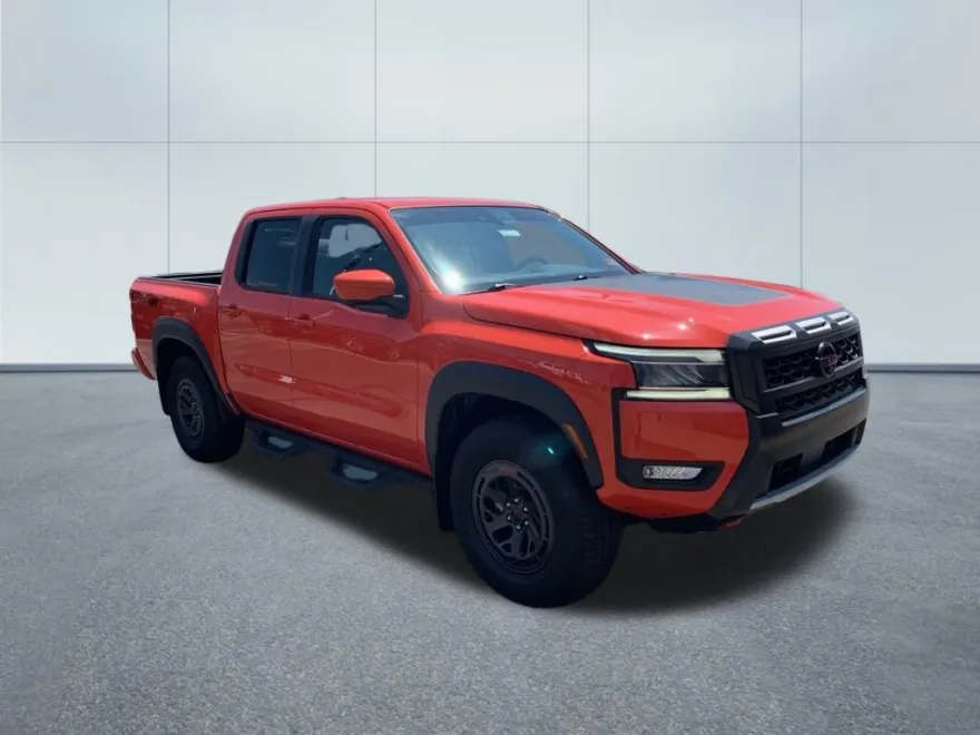 2025 Nissan Frontier PRO-4X photo 1