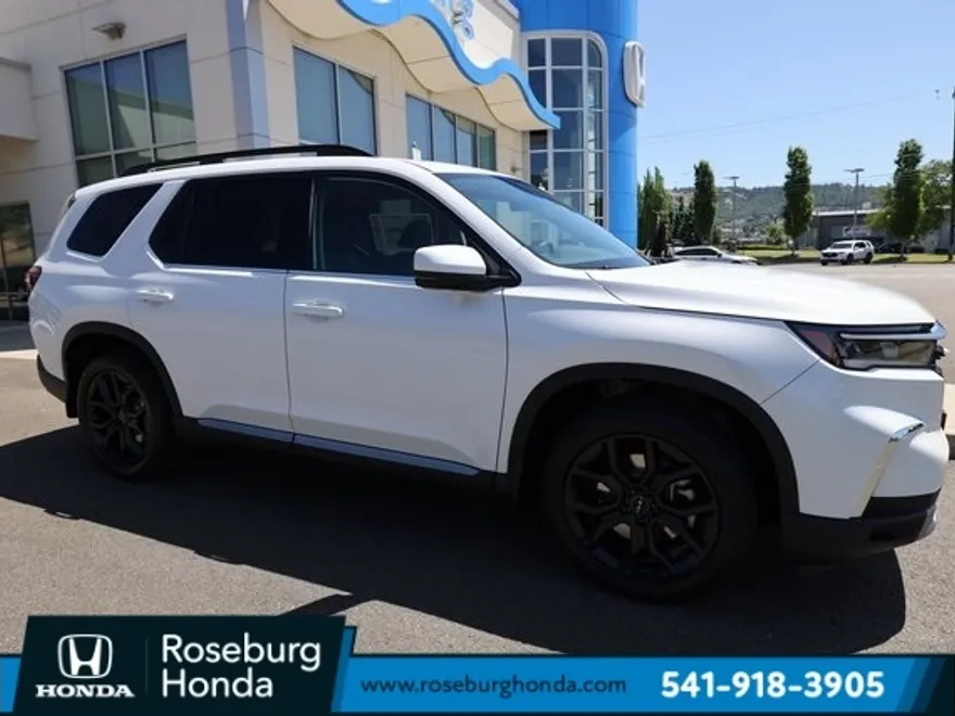 2025 Honda Pilot Touring photo 1