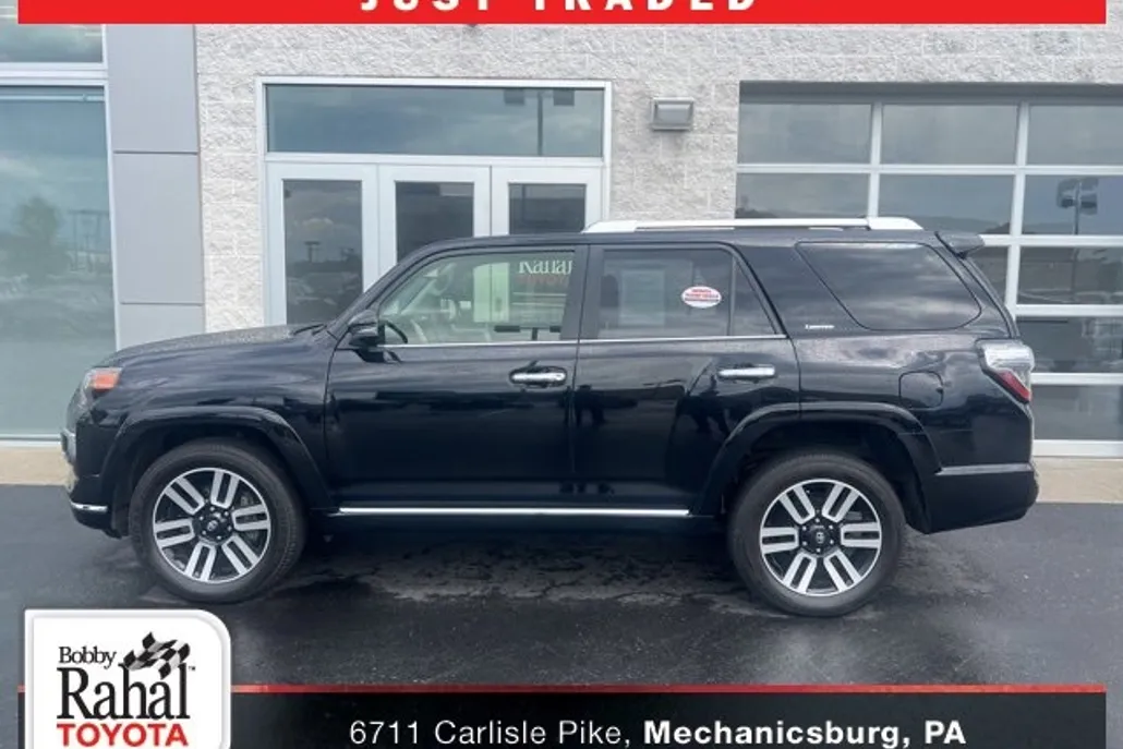 2023 Toyota 4Runner Limited photo 1