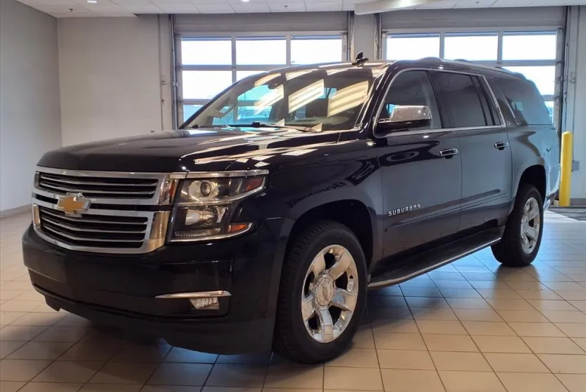 2016 Chevrolet Suburban LTZ photo 1