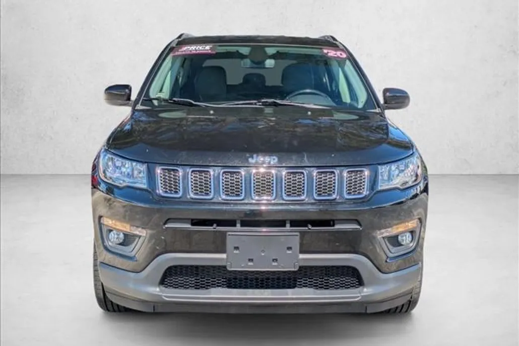 2020 Jeep Compass Latitude photo 1
