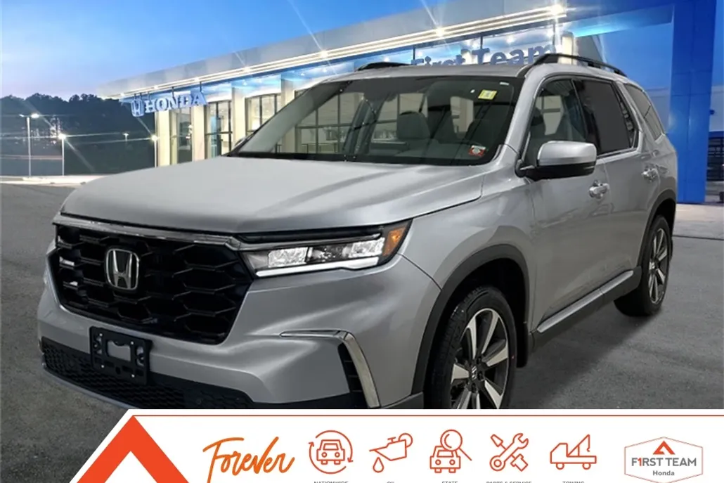2025 Honda Pilot Touring photo 1