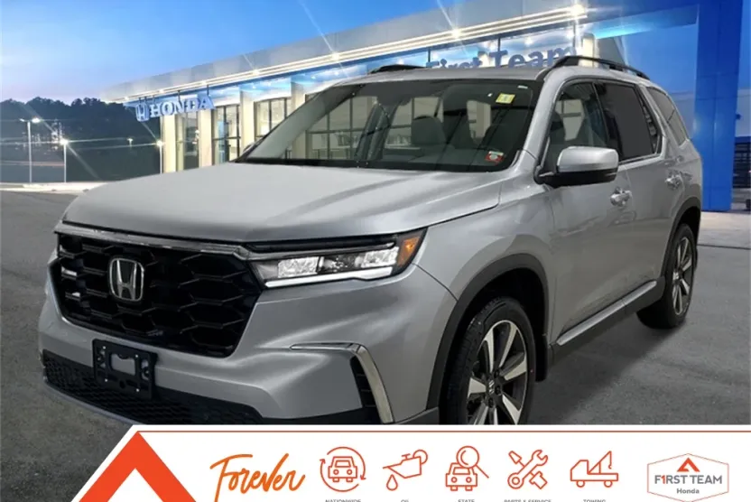 2025 Honda Pilot Touring photo 1