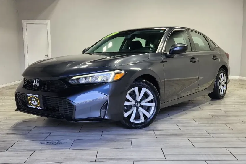 2025 Honda Civic LX photo 1