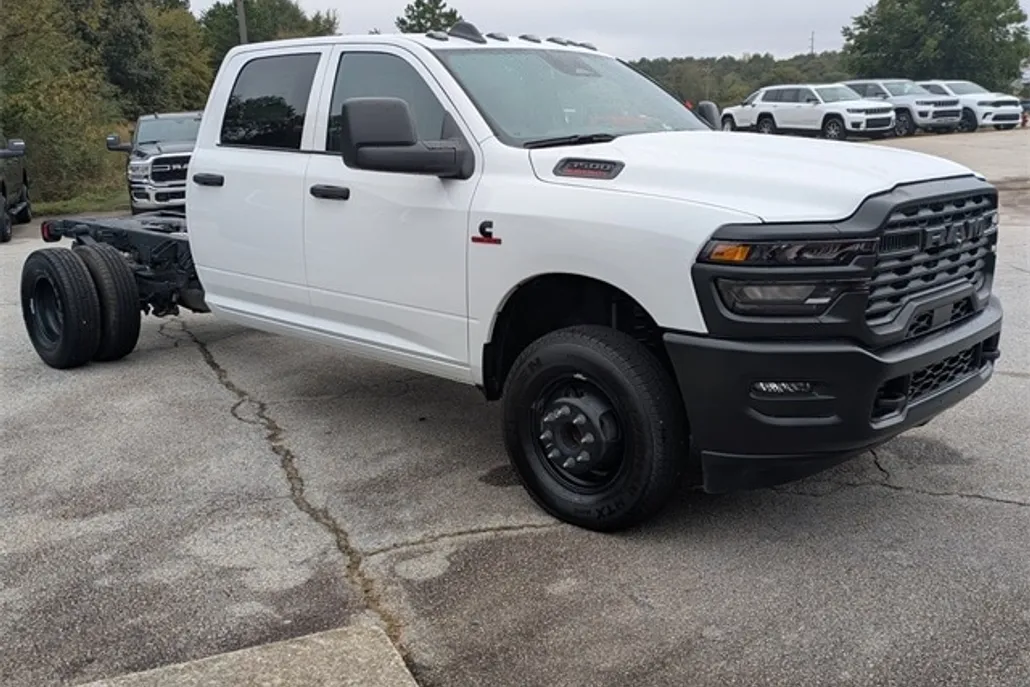 2026 Ram 3500 Tradesman photo 1