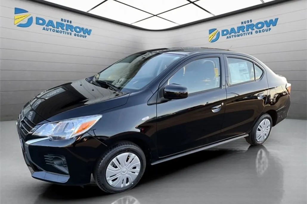 2024 Mitsubishi Mirage G4 ES photo 1