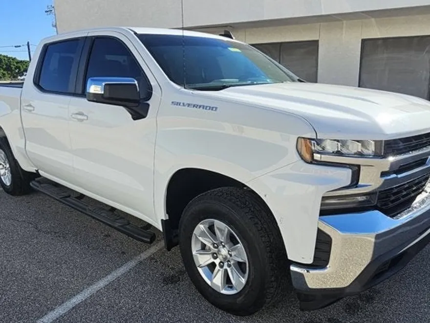 2020 Chevrolet Silverado 1500 LT photo 1