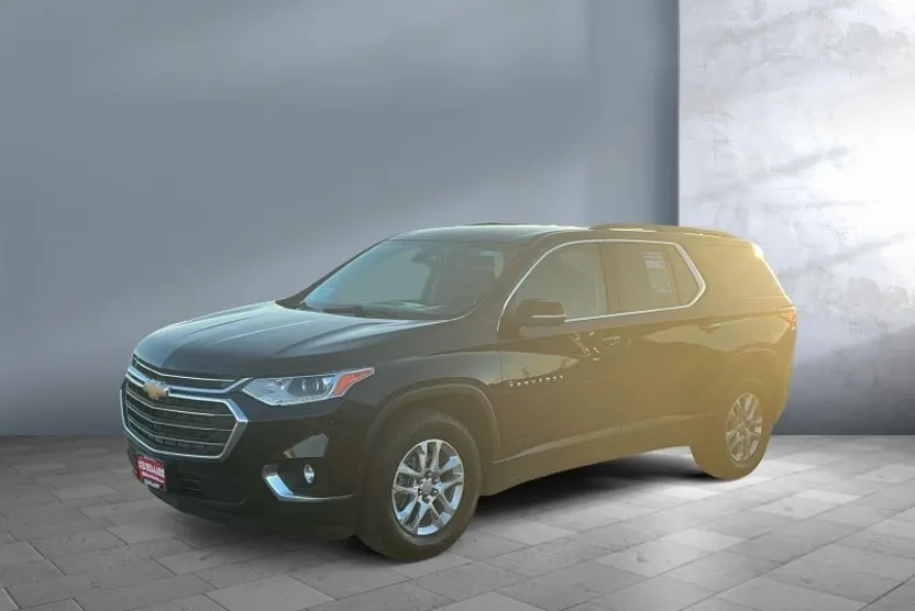 2021 Chevrolet Traverse Leather photo 1