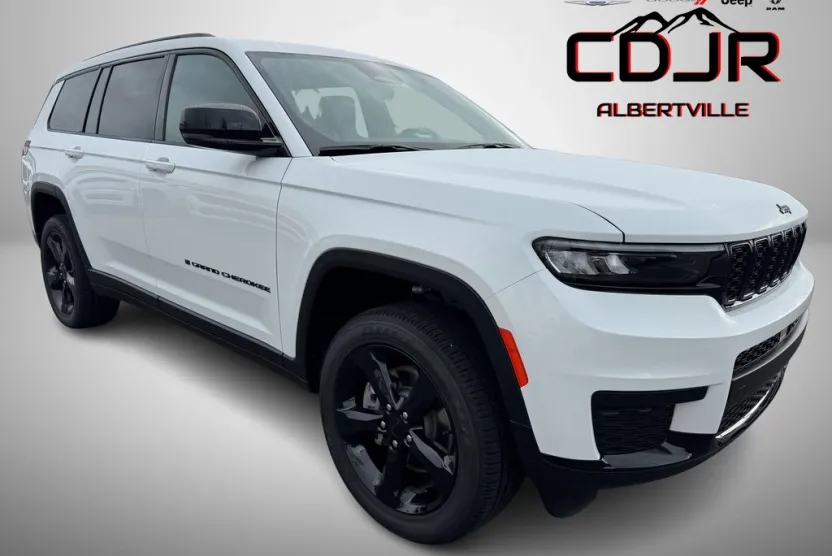 2025 Jeep Grand Cherokee Altitude X photo 1