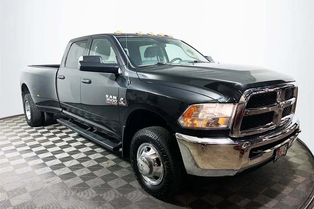 2017 Ram 3500 Tradesman photo 1
