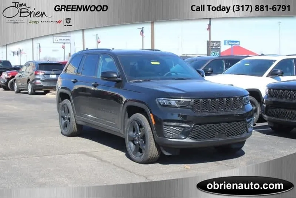 2025 Jeep Grand Cherokee Altitude photo 1