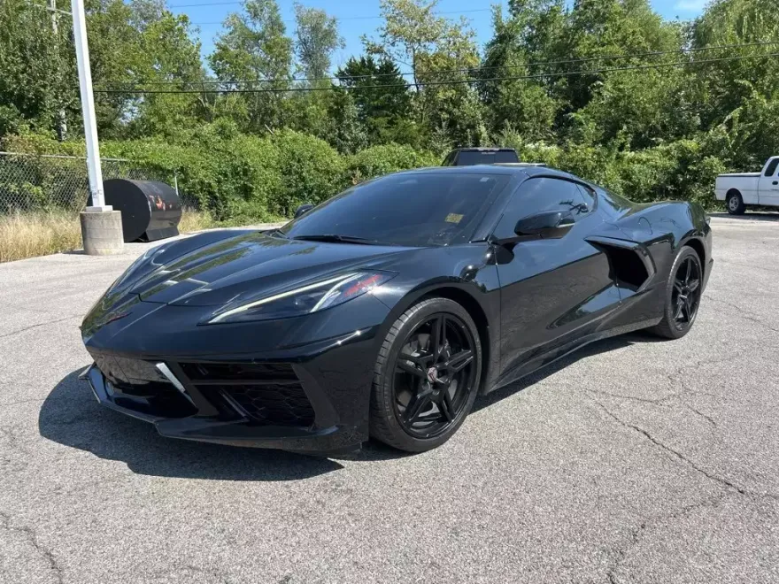2024 Chevrolet Corvette Stingray 2LT photo 1