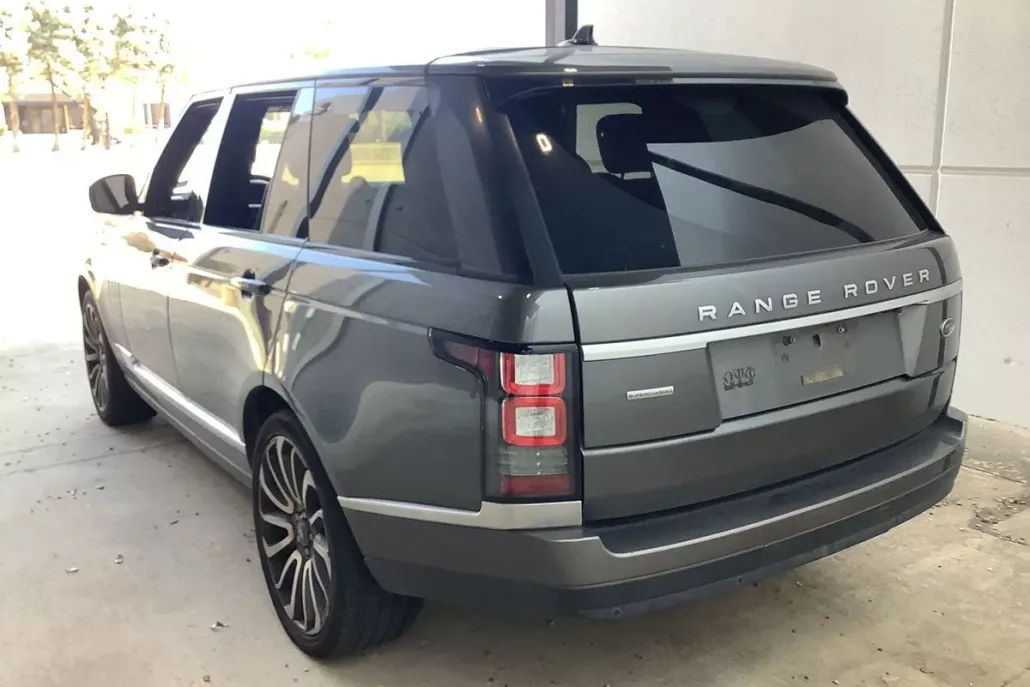 2016 Land Rover Range Rover SuperCharged photo 1