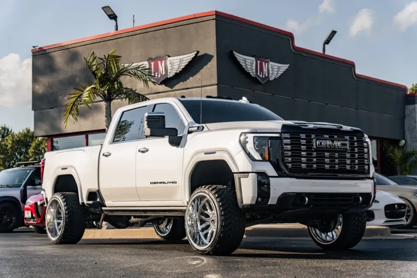 2025 Gmc Sierra HD Denali Ultimate photo 1