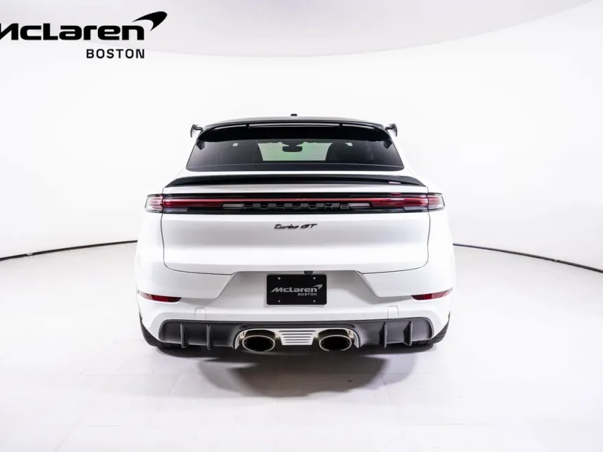 2024 Porsche Cayenne Coupe Turbo GT photo 1