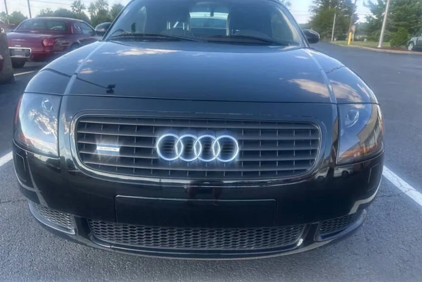 2002 Audi TT Quattro Roadster photo 1