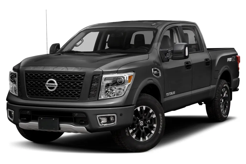 2019 Nissan Titan PRO-4X photo 1