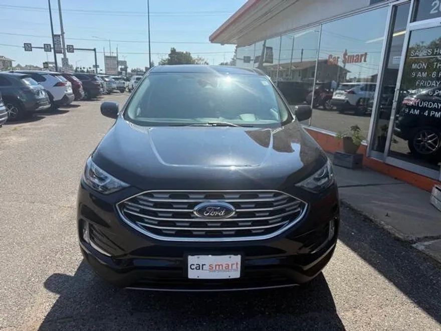 2021 Ford Edge SEL photo 1