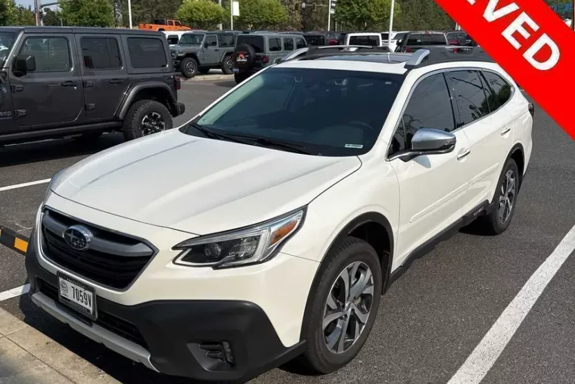 2022 Subaru Outback Touring XT photo 1