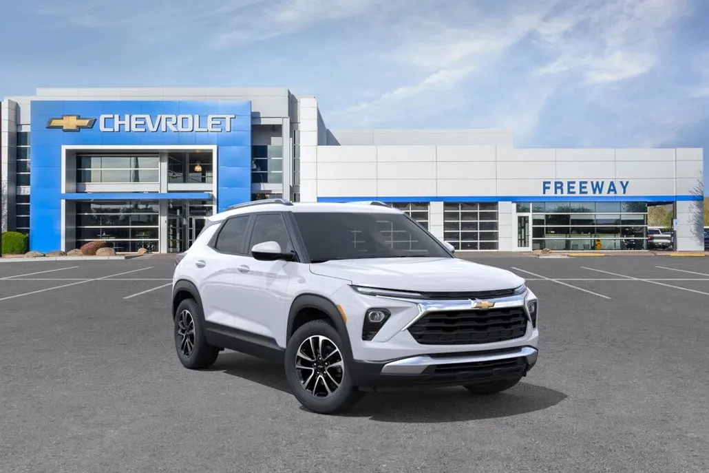 2026 Chevrolet Trailblazer LT photo 1