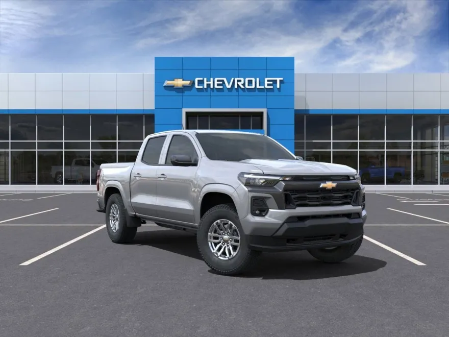 2025 Chevrolet Colorado Work Truck LT photo 1