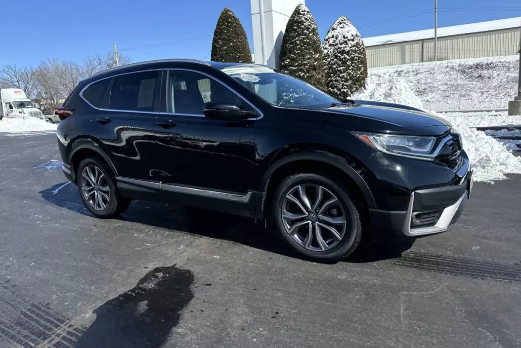 2022 Honda CR-V Touring photo 1