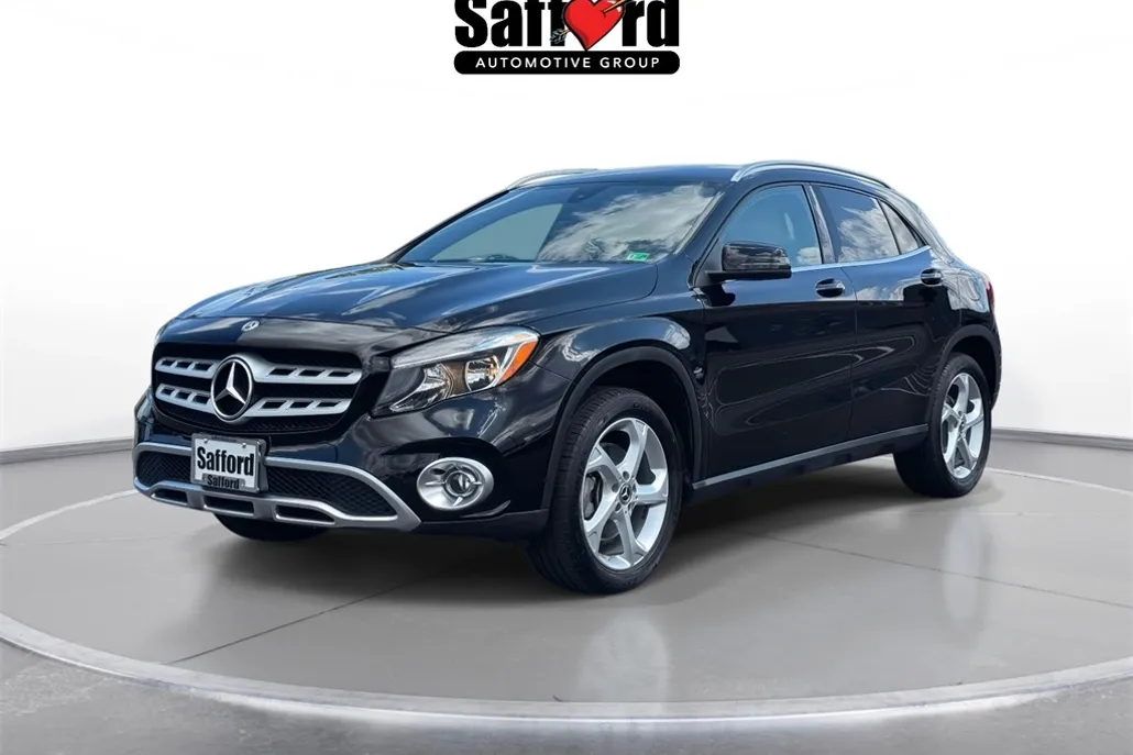 2020 Mercedes Benz GLA 250 4MATIC photo 1