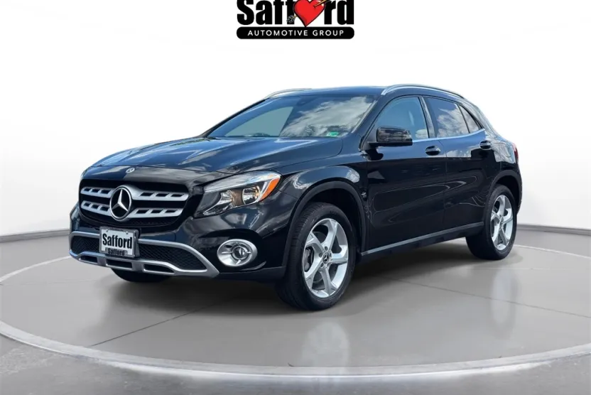 2020 Mercedes Benz GLA 250 4MATIC photo 1