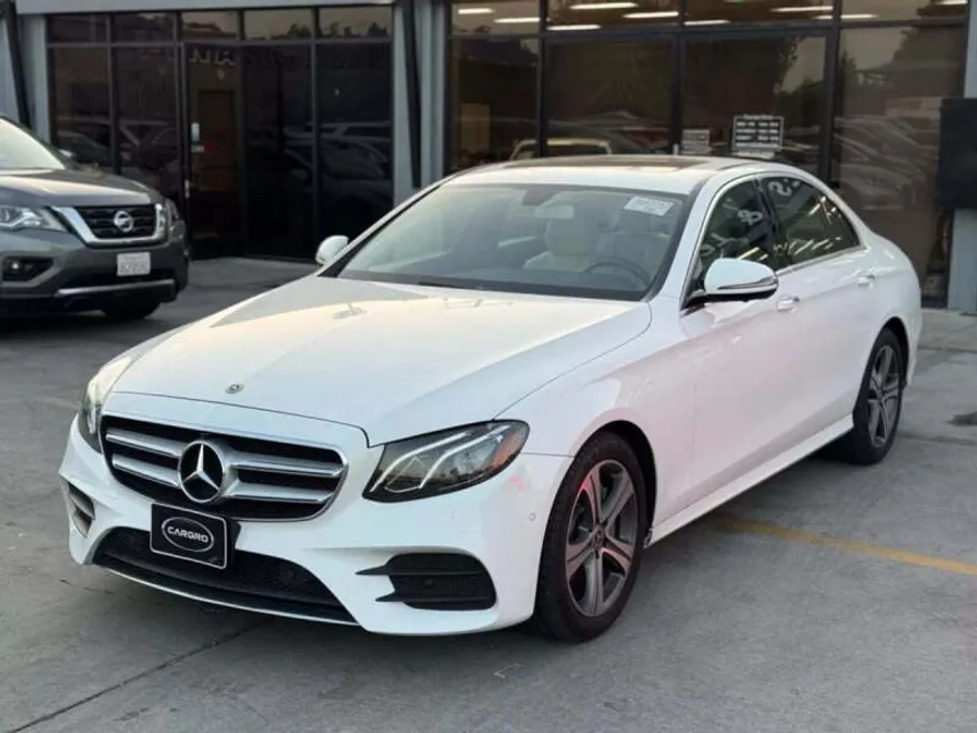 2020 Mercedes Benz E 350 photo 1