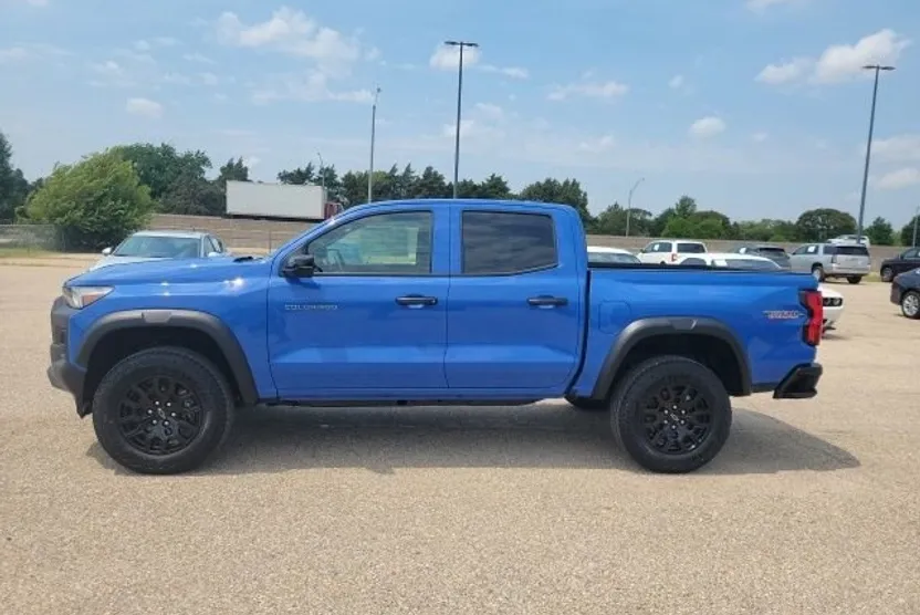 2026 Chevrolet Colorado Trail Boss photo 1