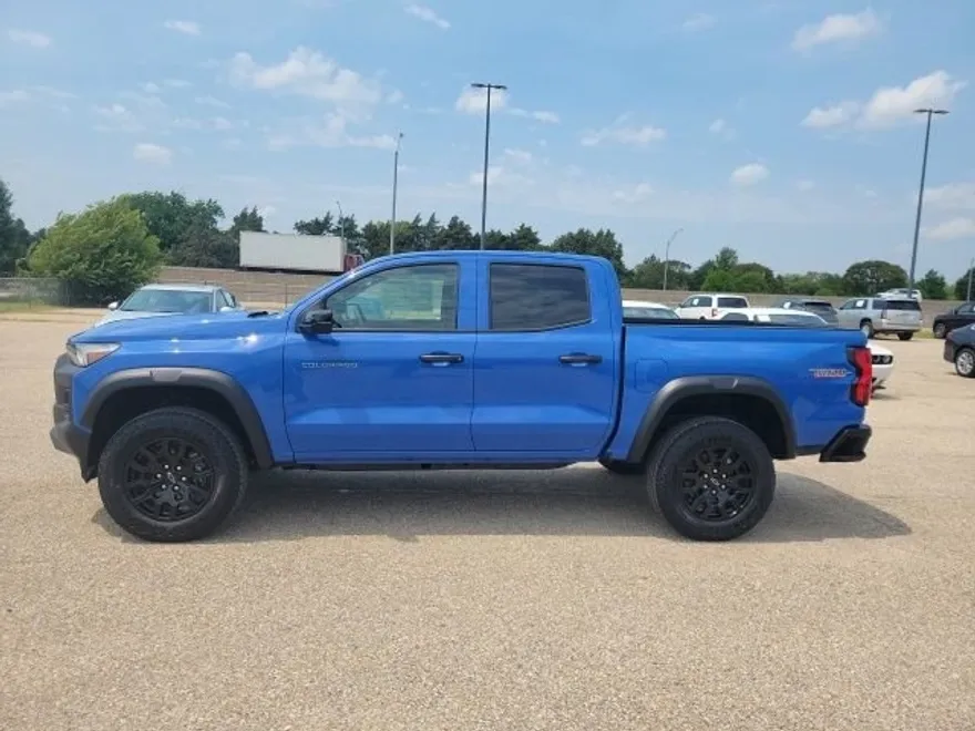 2026 Chevrolet Colorado Trail Boss photo 1