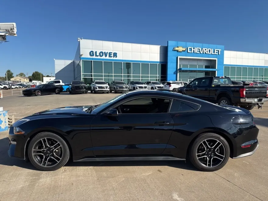 2018 Ford Mustang EcoBoost photo 1