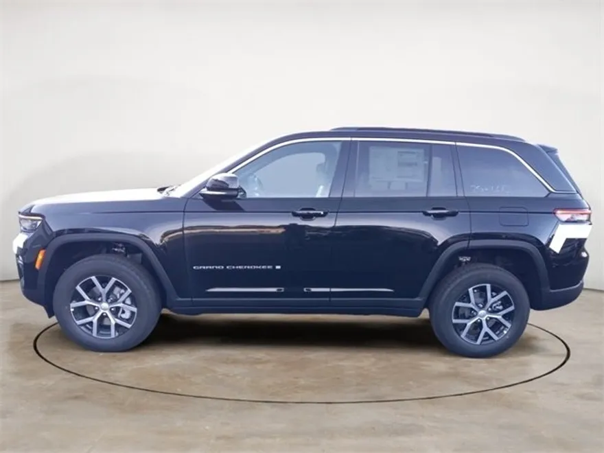 2025 Jeep Grand Cherokee Limited photo 1