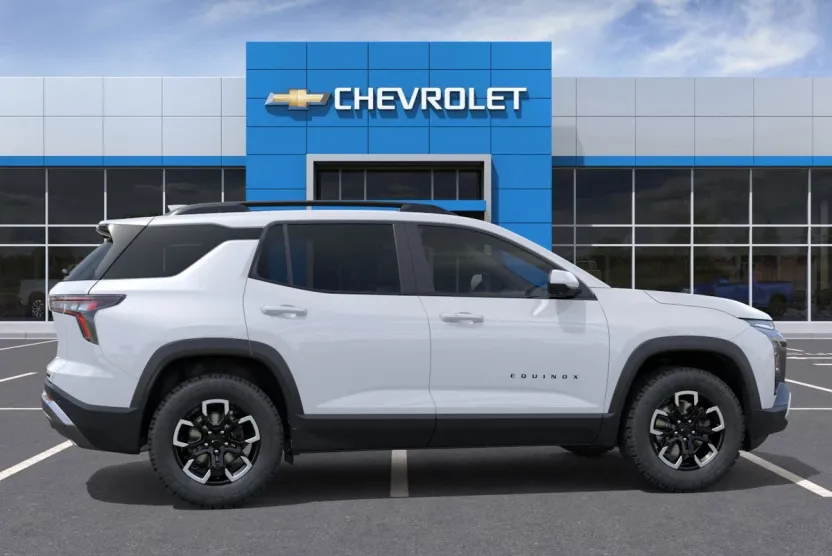 2026 Chevrolet Equinox ACTIV photo 1