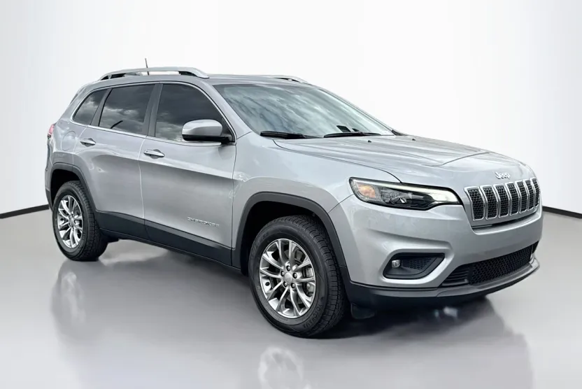 2020 Jeep Cherokee Latitude photo 1