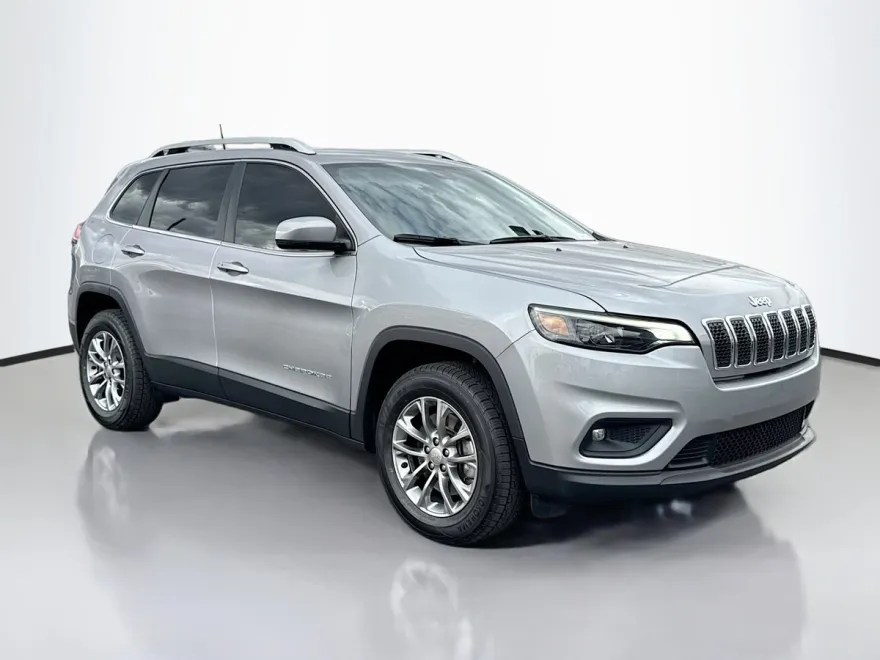 2020 Jeep Cherokee Latitude photo 1