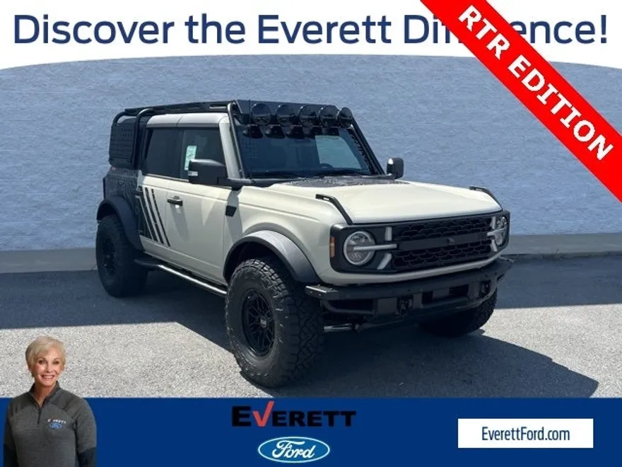 2025 Ford Bronco Badlands photo 1