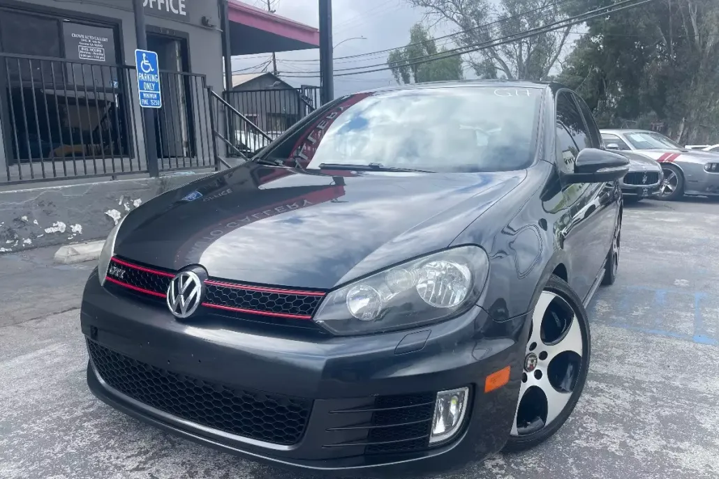 2011 Volkswagen Golf GTI Autobahn photo 1