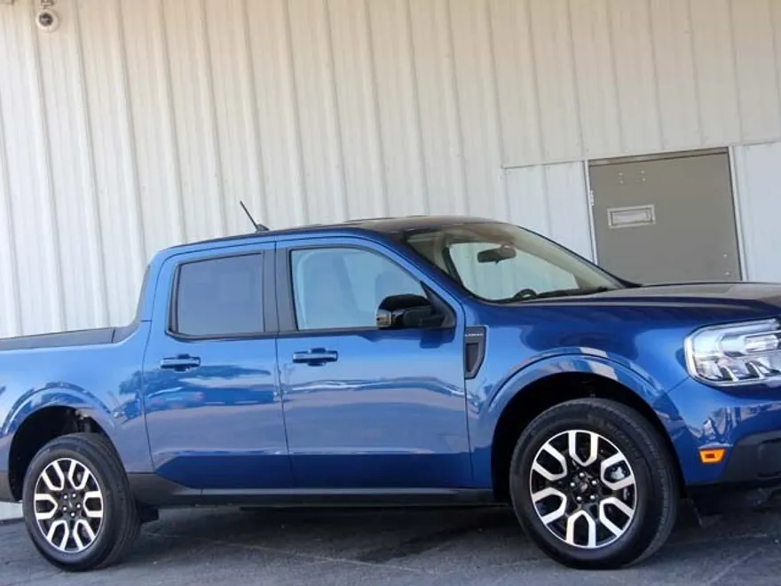2024 Ford Maverick Lariat photo 1