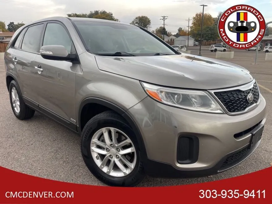 2015 Kia Sorento LX photo 1