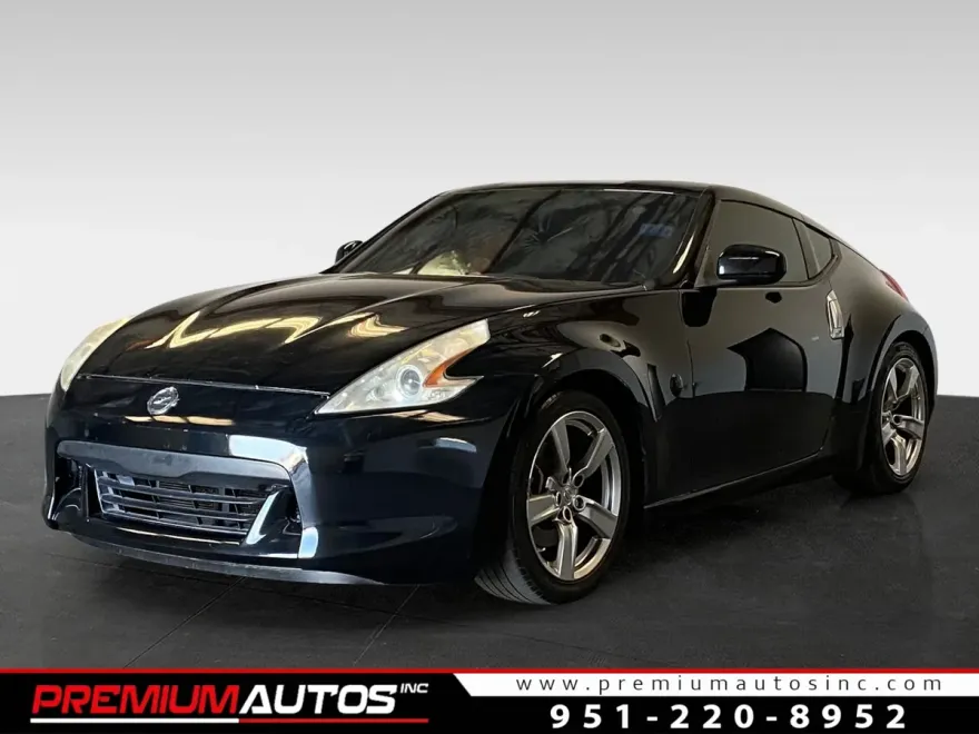 2012 Nissan 370Z Base photo 1