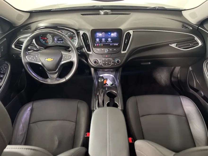 2019 Chevrolet Malibu 1LT photo 1