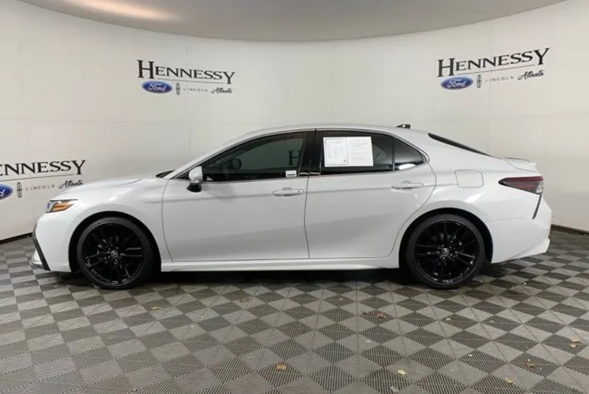 2023 Toyota Camry XSE V6 photo 1